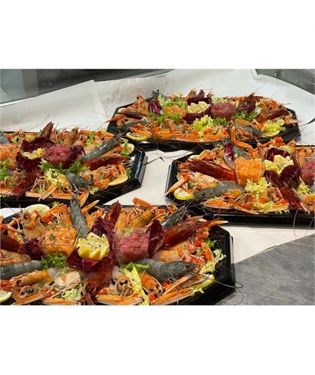 vassoio-di-plastica-catering-ottagonali-nero-27x19-cm-50-pezzi